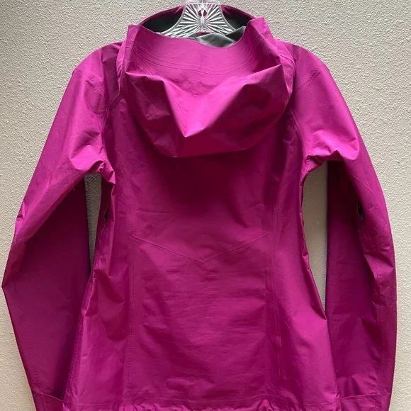 Women's Marmot Knife Edge Gore-Tex Jacket Wild Rose